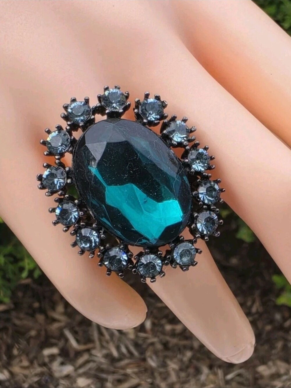 Vtg Gerard Yosca Signed Teal Crystal Rhinestone Halo Statement Cocktail Ring 7